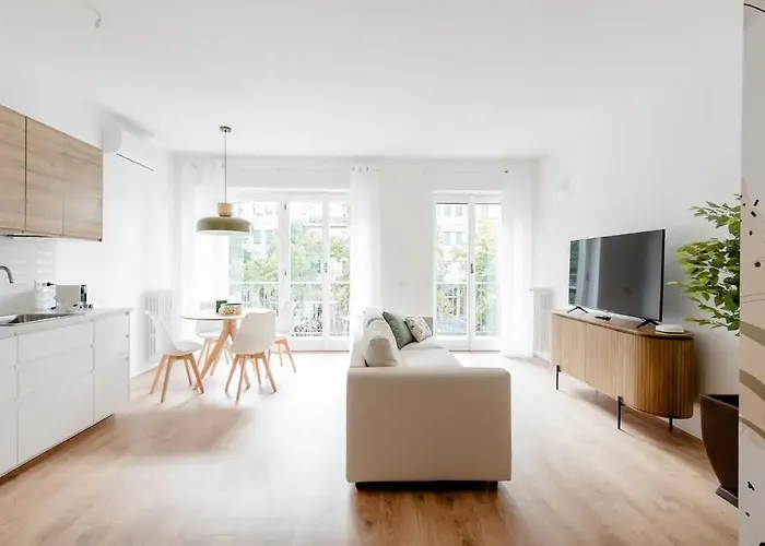 Giro 58, 2 Bedroom Apartament, Close To San Siro, Fiera&10 Min Metro To Duomo